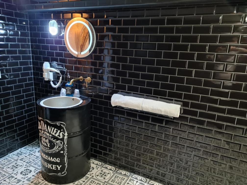 Lappart-Salonais 70M2 Avec Jacuzzi Privatif Exterior photo